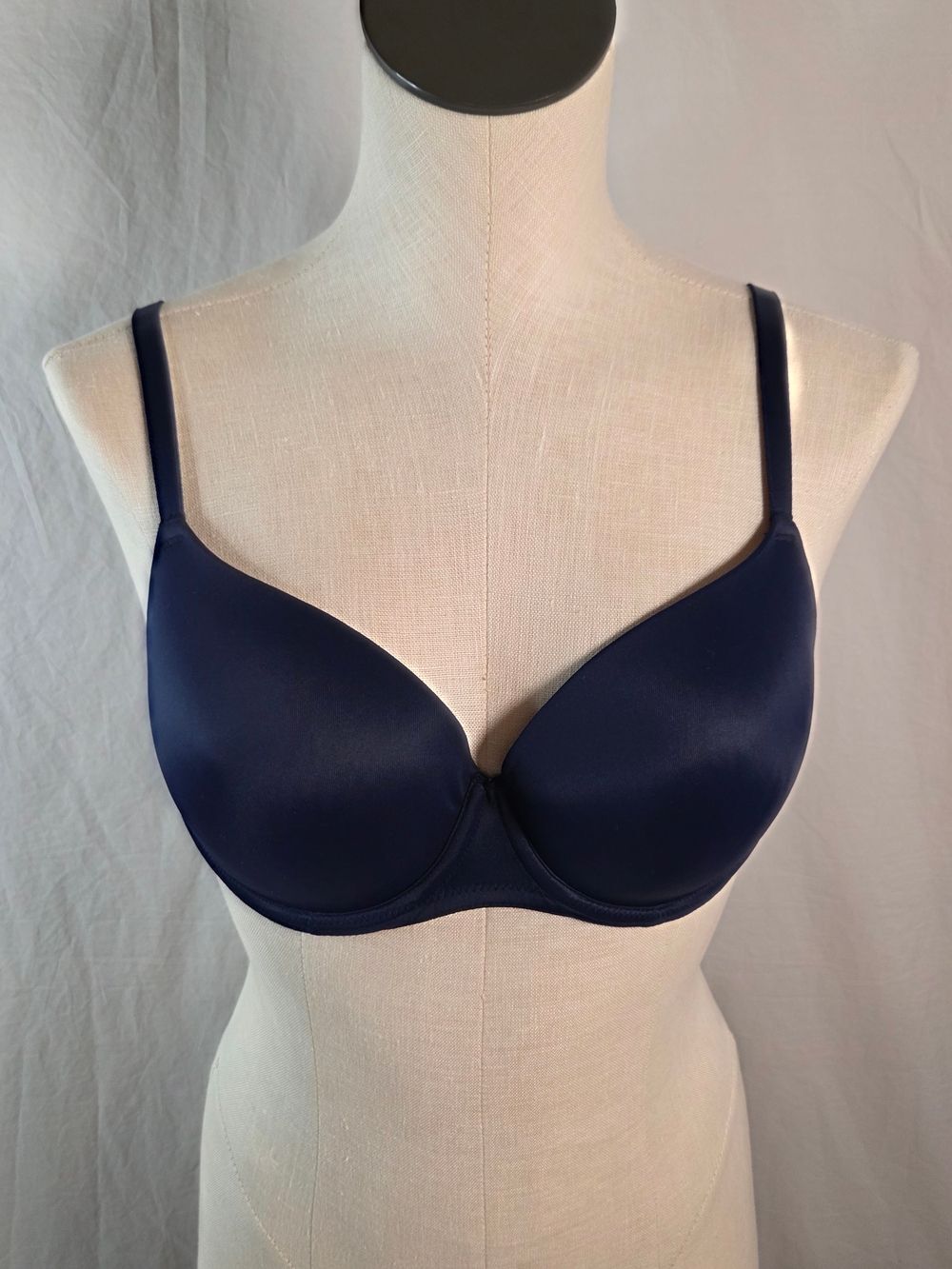 Pink by Victoria's Secret Wear Everywhere Bra Size 34B EUC